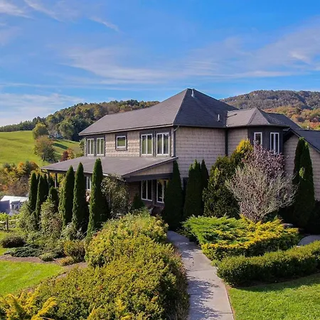 Banner Elk Winery Villa